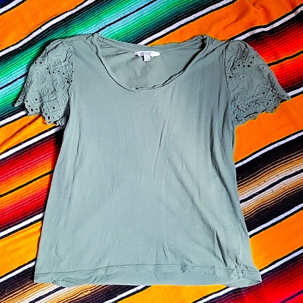 Women's t-shirt